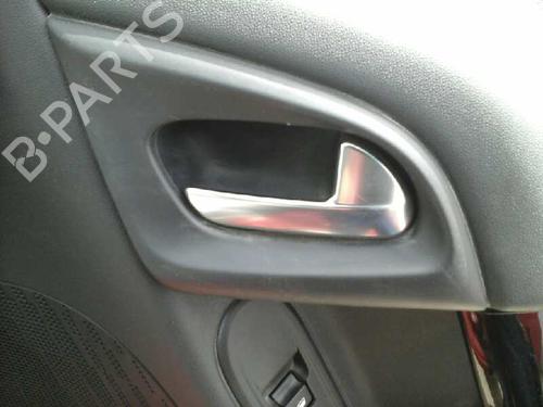 Høyre foran invendig håndtak CITROËN C3 II (SC_) 1.2 VTi 82 (82 hp) 3280339