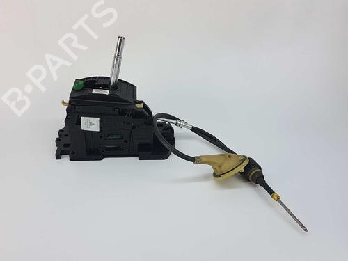 Used Gear lever LAND ROVER RANGE ROVER SPORT I (L320) 2.7 D 4x4 (190 hp) 8210691