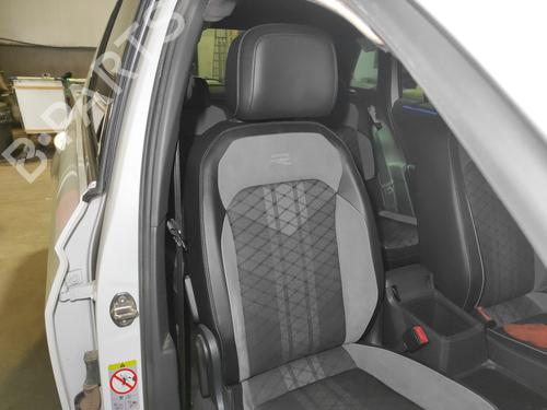 right-front-seat-vw-tiguan-ad1-ax1-2016-2017-2018-2019-2020-2021-2022-2023-2024-32286462 main image