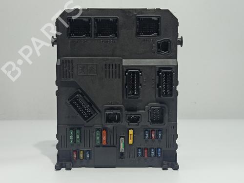 Sikringsdose PEUGEOT 206 Hatchback (2A/C) 1.4 HDi (69 hp) 15048298