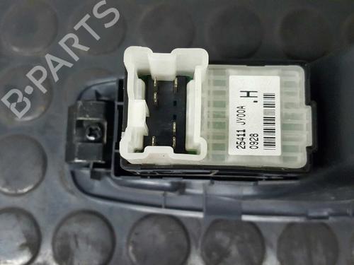 Right rear window switch RENAULT KOLEOS I (HY_) 2.0 dCi (HY0K) | BP2749896I28