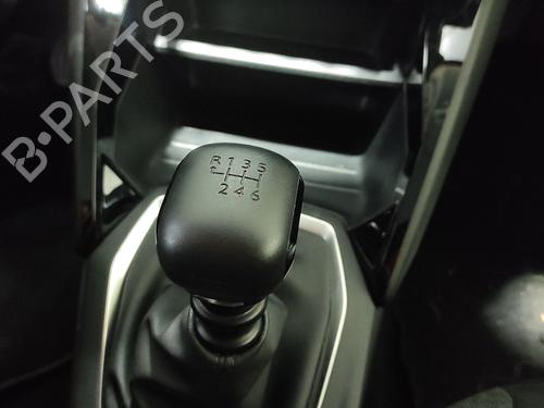 Gearknop PEUGEOT 208 II (UB_, UP_, UW_, UJ_) 1.2 PureTech 100 | BP24993508I34