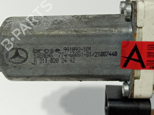 Rudehejsemotor bagstkærm højre MERCEDES-BENZ E-CLASS (W211) E 220 CDI (211.008) | BP21815646E22