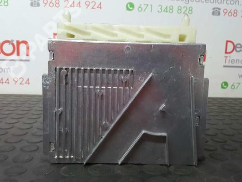 Used Gearbox control unit VOLVO XC90 I (275) D5 AWD (163 hp) 2738354