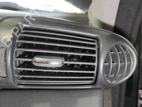 air-vent-mercedes-benz-c-class-w203-2000-2001-2002-2003-2004-2005-2006-2007-19117970 main image