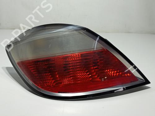 Venstre baglygte OPEL ASTRA H (A04) 1.3 CDTI (L48) (90 hp) 30741025