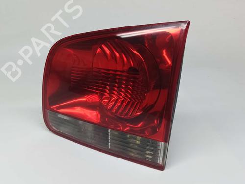 Right taillight VW TOUAREG (7LA, 7L6, 7L7) 2.5 R5 TDI | BP6438462C35 