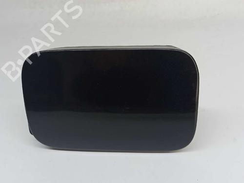 Używane Klapa wlewu paliwa MERCEDES-BENZ E-CLASS (W210) E 300 Turbo-D (210.025) (177 hp) 6598768