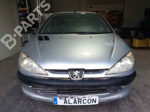 Klamka zewnętrzna drzwi przednich lewych PEUGEOT 206 Hatchback (2A/C) 1.4 i | BP6315906C128 