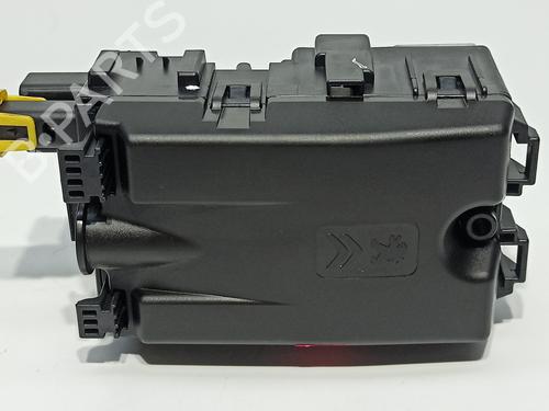 Fuse box PEUGEOT 308 II (LB_, LP_, LW_, LH_, L3_) 1.6 HDi 100 | BP12100137E1 