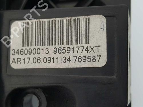 Steering wheel controls CITROËN C4 Grand Picasso I (UA_) 2.0 HDi 138 | BP2746188E15 