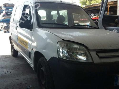 Klamka zewnętrzna drzwi przednich lewych CITROËN BERLINGO / BERLINGO FIRST Box Body/MPV (M_) 1.9 D 70 (MBWJZ, MCWJZ) | BP2731231C128