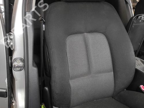 Right front seat PEUGEOT 407 (6D_) 2.0 (6DRFNB, 6DRFNE) | BP21497093C16