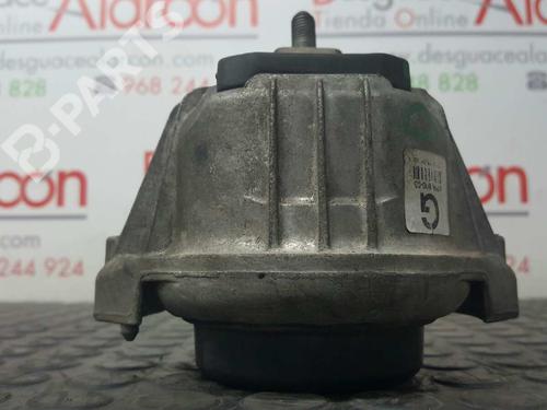 Used Engine mount BMW 1 (E87) 118 d (143 hp) 10263336