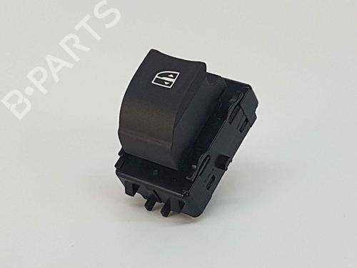 BP7902937I28 main image