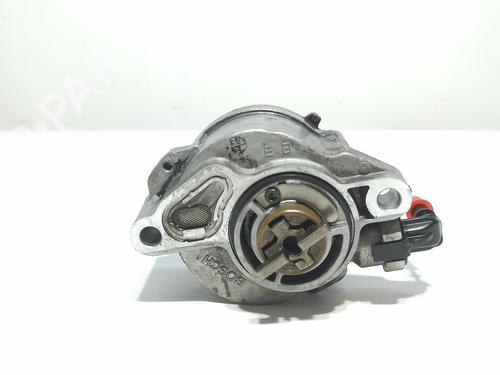 Used Vacuum pump CITROËN C4 I (LC_) 1.6 HDi (90 hp) 13689000