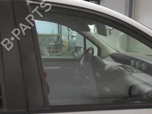 front-right-door-window-peugeot-807-eb_-20-hdi-2002-18021468 main image