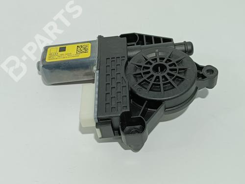Used Right rear window motor BMW 1 (F40) 118 d (150 hp) 11496198