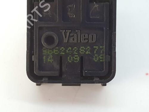 Right front window switch PEUGEOT PARTNER Box Body/MPV 1.6 HDi | BP9671168I26 