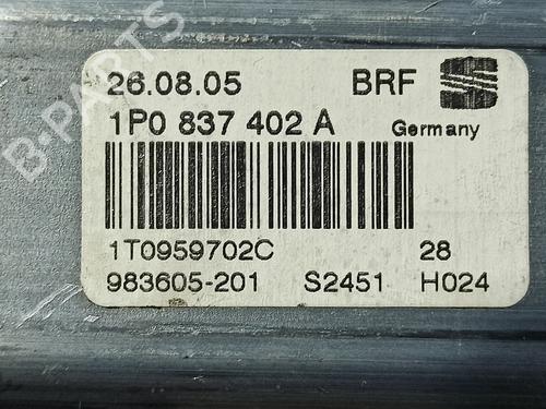 Right front window motor SEAT LEON (1P1) 2.0 TDI 16V | BP29517131E20
