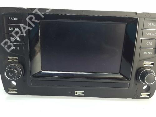 Used Radio VW GOLF VII (5G1, BQ1, BE1, BE2) 1.6 TDI (105 hp) 4193062