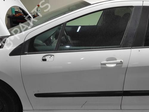 Used Left front door PEUGEOT 308 I (4A_, 4C_) 1.6 HDi (109 hp) 17761894