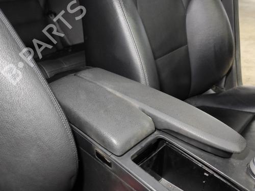 Armrest / Center console MERCEDES-BENZ C-CLASS (W204) C 350 CDI (204.022) | BP12319529I20 