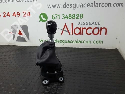 Used Gear lever FORD FOCUS III 1.5 TDCi (120 hp) 7425104