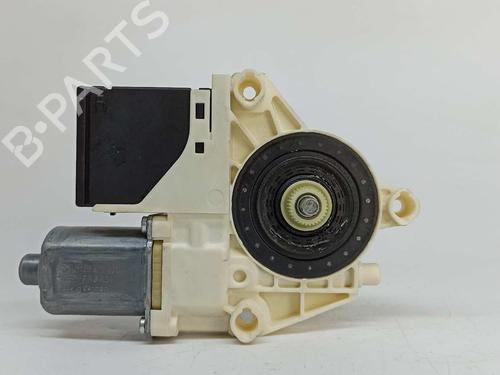 Used Right rear window motor RENAULT MEGANE III Hatchback (BZ0/1_, B3_) 2.0 dCi (BZ0Y) (150 hp) 7011304