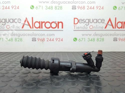 Used Clutch slave cylinder CITROËN BERLINGO MULTISPACE (B9) 1.6 HDi 110 (109 hp) 14531777