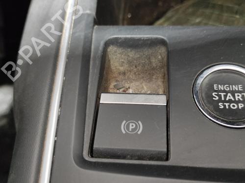 switch-citroen-c5-aircross-a_-2018-27471209 main image