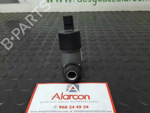 Used Washer pump NISSAN QASHQAI / QASHQAI +2 I (J10, NJ10, JJ10E) 1.5 dCi (106 hp) 14527914