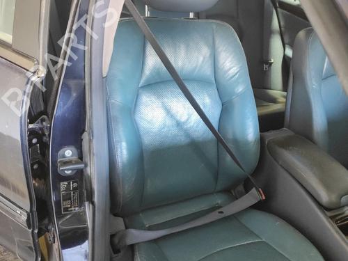 front-right-seatbelt-mercedes-benz-c-class-w203-2000-2001-2002-2003-2004-2005-2006-2007-37408338 main image