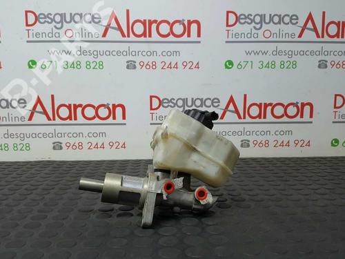 Used Brake master cylinder BMW 1 (E87) 118 d (143 hp) 2748844