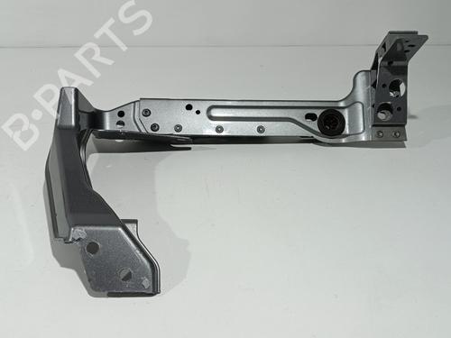 Left headlight support LAND ROVER RANGE ROVER VELAR (L560) 2.0 D240 SD4 4x4 | BP29622812C157 