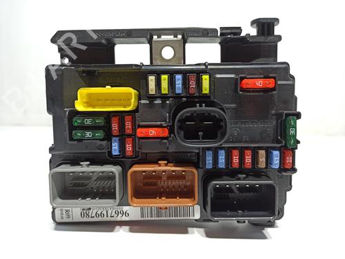 Fuse box CITROËN C3 II (SC_) | BP31722134E1
