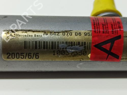 Injection rail MERCEDES-BENZ M-CLASS (W164) ML 320 CDI 4-matic (164.122) | BP25750348M98
