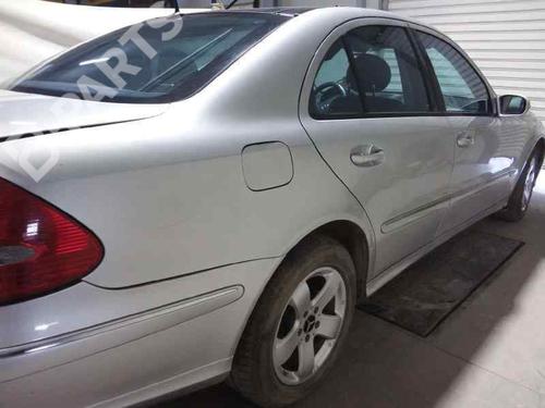 Venstre bak utvendig håndtak MERCEDES-BENZ E-CLASS (W211) E 270 CDI (211.016) | BP4887995C130 