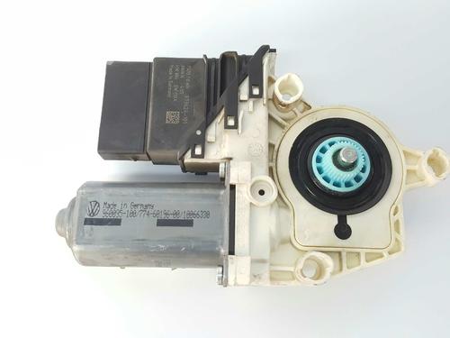 Right rear window motor SEAT LEON (1P1) 1.9 TDI | BP6454730E22 