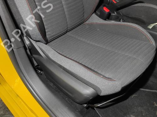 Right front seat PEUGEOT 208 II (UB_, UP_, UW_, UJ_) 1.2 PureTech 100 | BP24993480C16