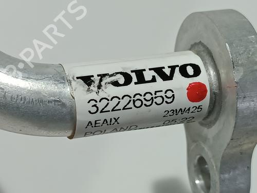 AC pipe VOLVO XC40 (536)  | BP26056195M126