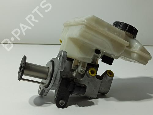 Used Brake master cylinder AUDI A3 (8V1, 8VK) 1.0 TFSI (115 hp) 18249425