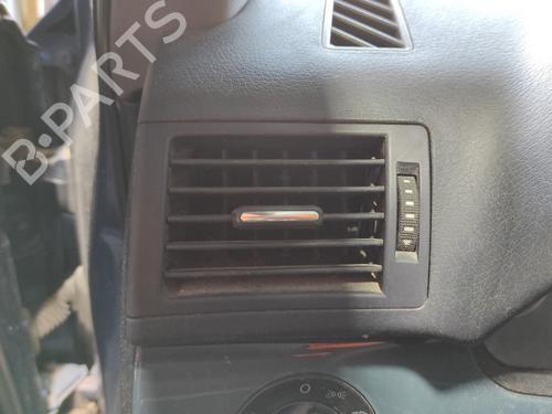 Air vent AUDI A4 B6 (8E2) 1.9 TDI (130 hp)null