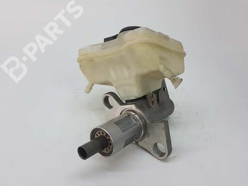 Used Brake master cylinder AUDI A4 B8 (8K2) 2.0 TDI (143 hp) 6136981
