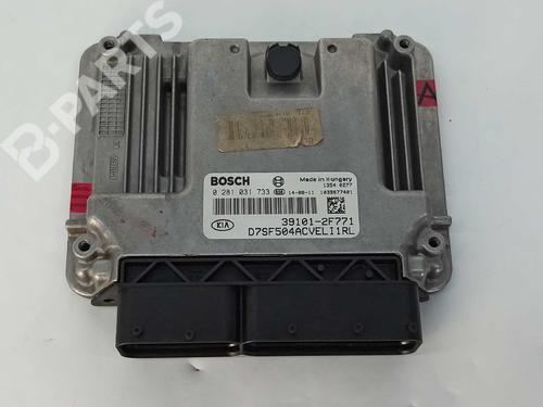 Used Engine control unit (ECU) KIA SPORTAGE III (SL) 2.0 CRDi AWD (136 hp) 10637329