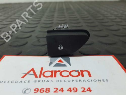 Schakelaar RENAULT CLIO IV (BH_) 1.2 16V (BHA1, BHAK, BHMG, BHMK) (75 hp) 14527447