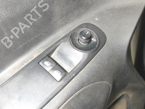 Used Left front window switch Left front window switch 34612489 34612489