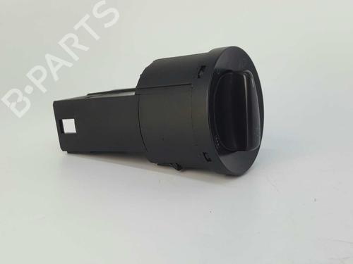 Headlight switch VW POLO (6N2) 1.4 16V | BP8217690I24