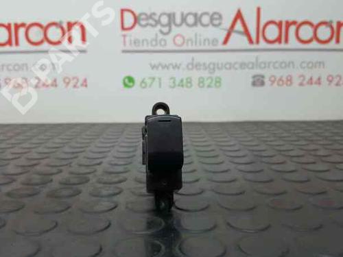 Used Right rear window switch NISSAN PATHFINDER III (R51) 2.5 dCi (174 hp) 2736689