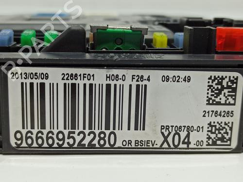 Fuse box CITROËN C3 II (SC_) | BP31722136E1